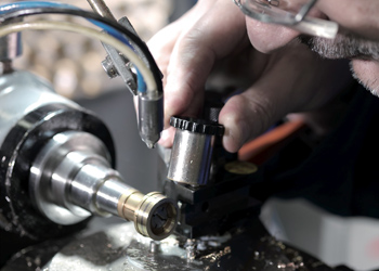 CHRISTIAN BAUER（クリスチャンバウアー）