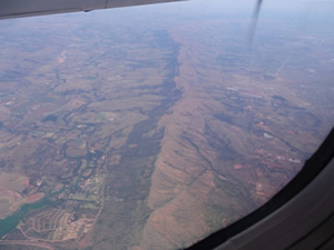 南アフリカの地層は大規模な地殻変動の影響を受けている
