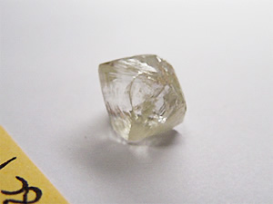 ソーヤブルダイヤモンド原石