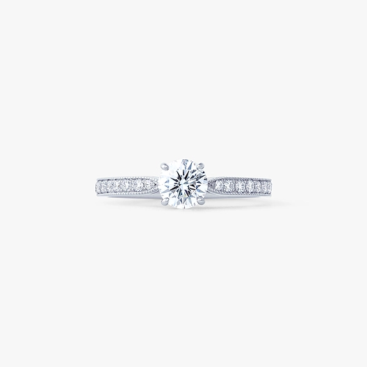 ミル打ちがオシャレでダイヤモンドが華やかな婚約指輪　ルシエローズクラシックのパルファン