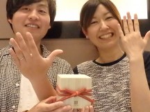 NIWAKAの結婚指輪を選んだ新潟の先輩カップル