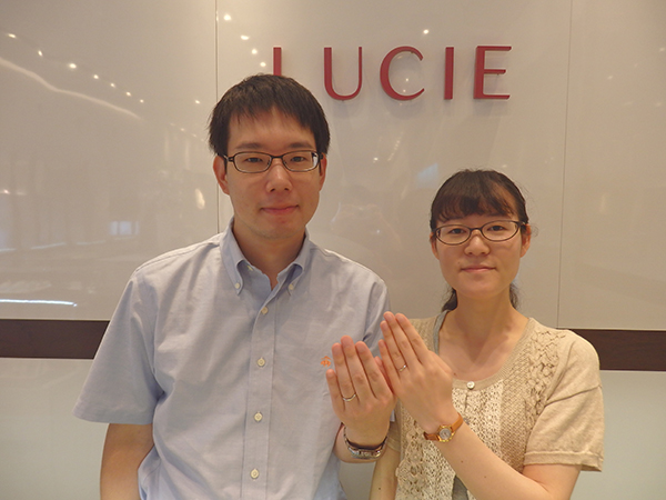 指輪選びのテーマは『シンプル』!!