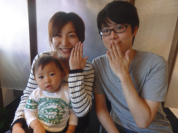 元気いっぱいのお子様とご来店