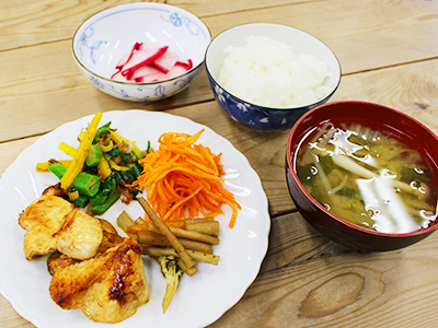 新潟　結婚指輪　婚約指輪　ブローチ飯