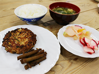 新潟　結婚指輪　婚約指輪　ブローチ飯