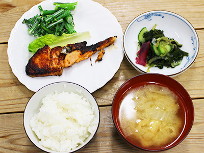 新潟　結婚指輪　婚約指輪　ブローチ飯