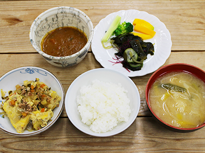 新潟　結婚指輪　婚約指輪　ブローチ飯