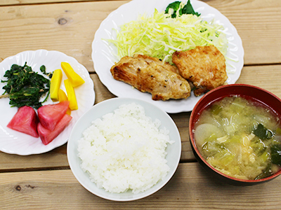 新潟　結婚指輪　婚約指輪　ブローチ飯