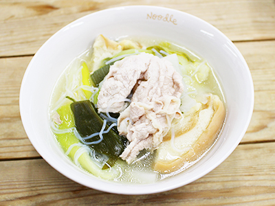 新潟　結婚指輪　婚約指輪　ブローチ