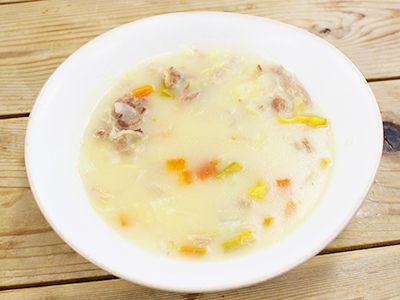 新潟　結婚指輪　婚約指輪　ブローチ