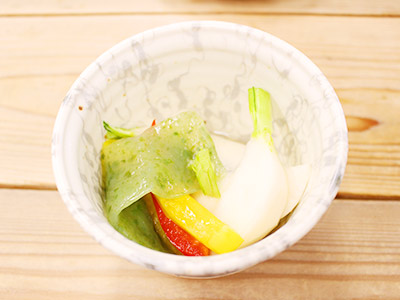 かぶとパプリカの漬物
