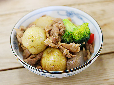 新じゃがの煮物