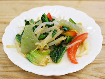 ナッツスターと野菜の和え物