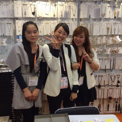 商談が成立したので記念に写真