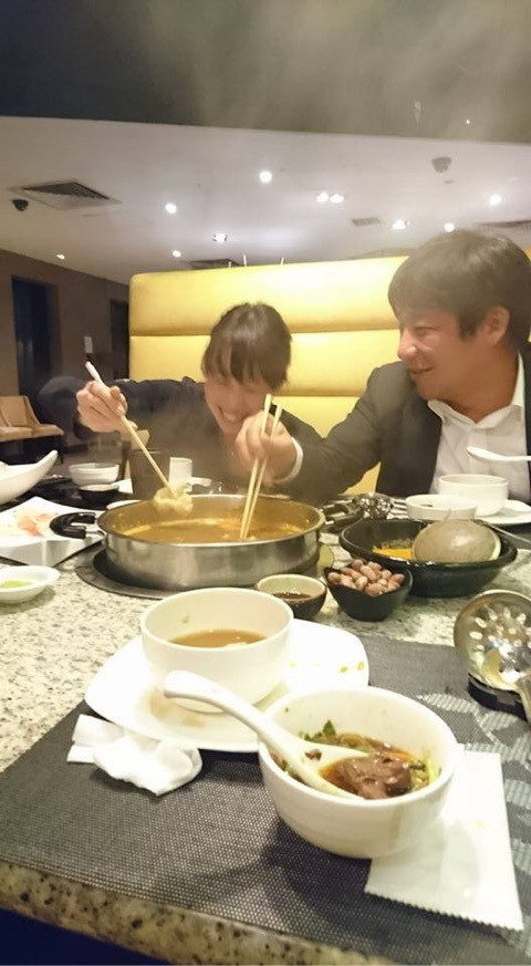 鍋は楽しいからこんなに笑顔