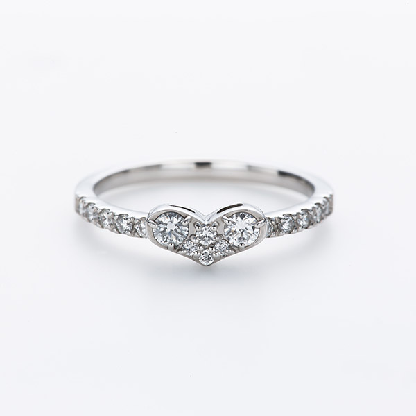 プロポーズならBROOCH（ブローチ）のダイヤモンドリング