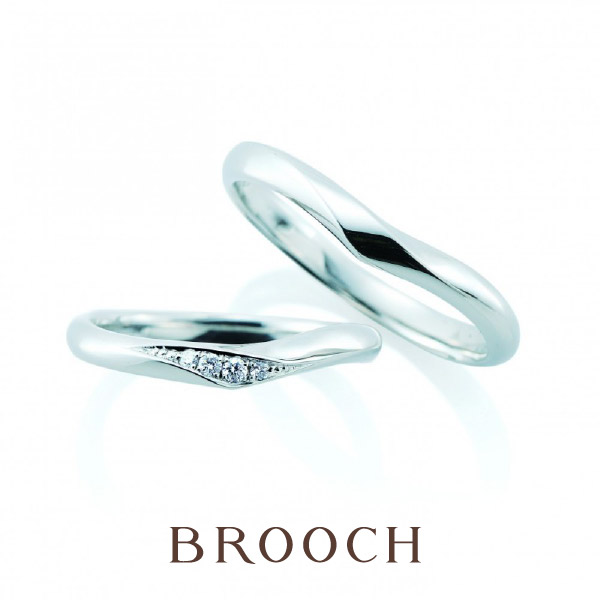 シンプルで可愛い結婚指輪ダイヤモンドがさりげなくきれいなデザインはcaferingのLily