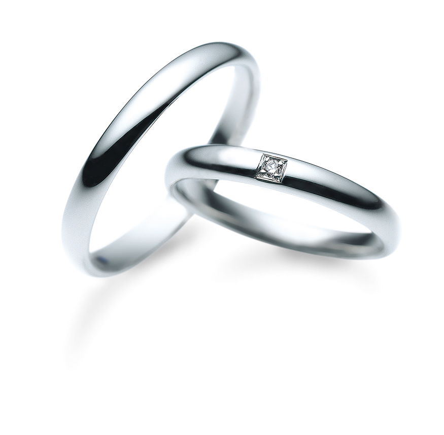 シンプルな王道結婚指輪