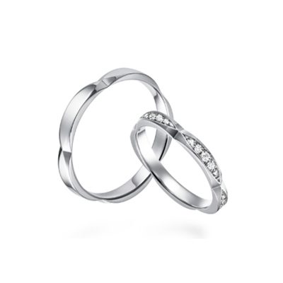 FURRER－JACOTの鍛造造りの結婚指輪を探すなら人気のSAKURAがオススメです