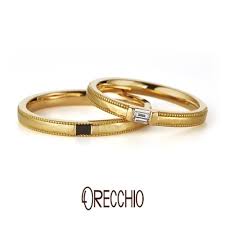 エメラルドカットのダイヤモンドとブラックダイヤモンドがポイントのオレッキオの結婚指輪なら新潟のBROOCHへ
