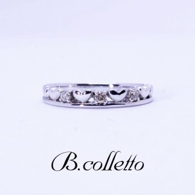 B.colletto heart pinky ring