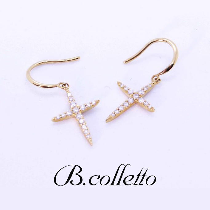 B.colletto　ゴールドクロスピアス(フック)