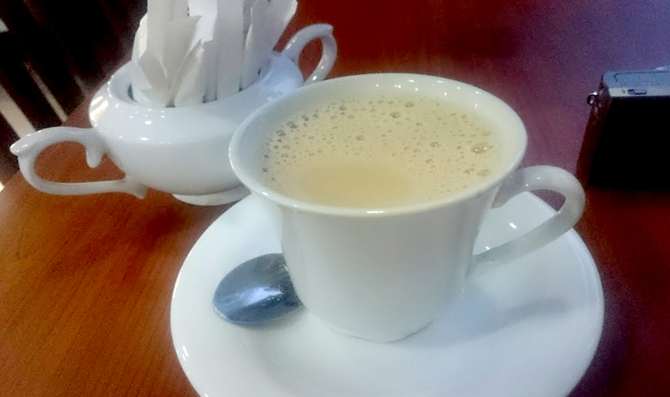 サファイアの産地スリランカは紅茶とコーヒーのメッカ