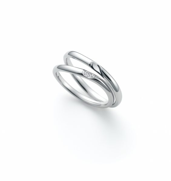 シンプル細身の着けやすい結婚指輪