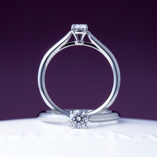 向日葵ダイヤモンド美しい新潟ブローチでも人気のにわかの婚約指輪