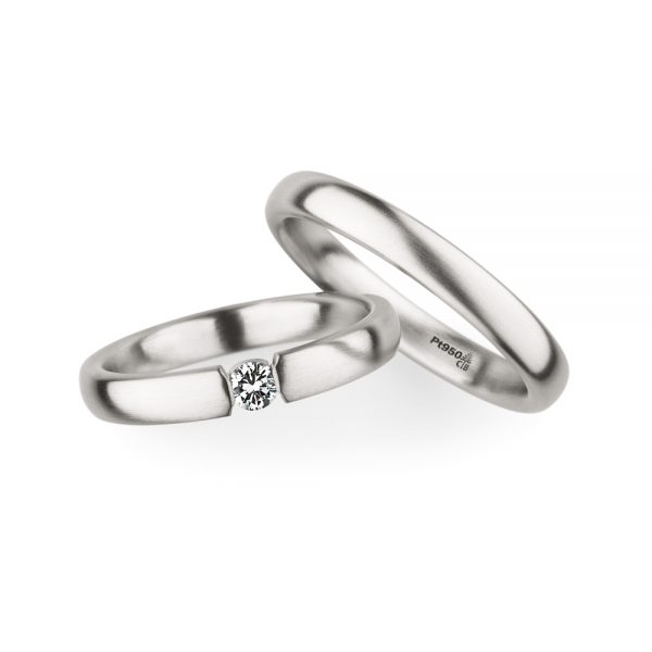 鍛造製法の丈夫でシンプルなドイツブランドの結婚指輪