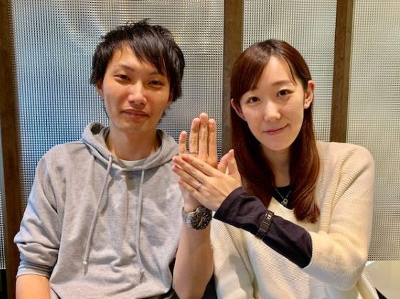 サプライズBOXでプロポーズ！ご結婚指輪はサムシングブルー♪