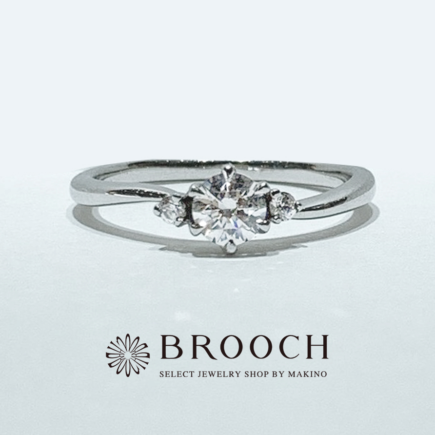 BROOCH　婚約指輪　エンゲージリング　ウェーブ両サイドメレ