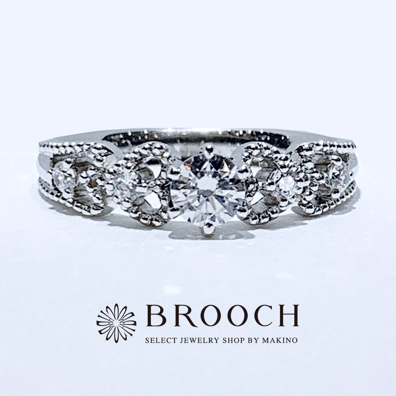 BROOCH　婚約指輪　エンゲージリング　プリンセス風デザイン