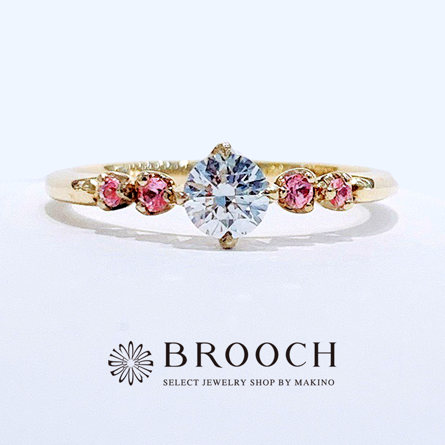 BROOCH　婚約指輪　エンゲージリング　シンプルかわいいデザイン