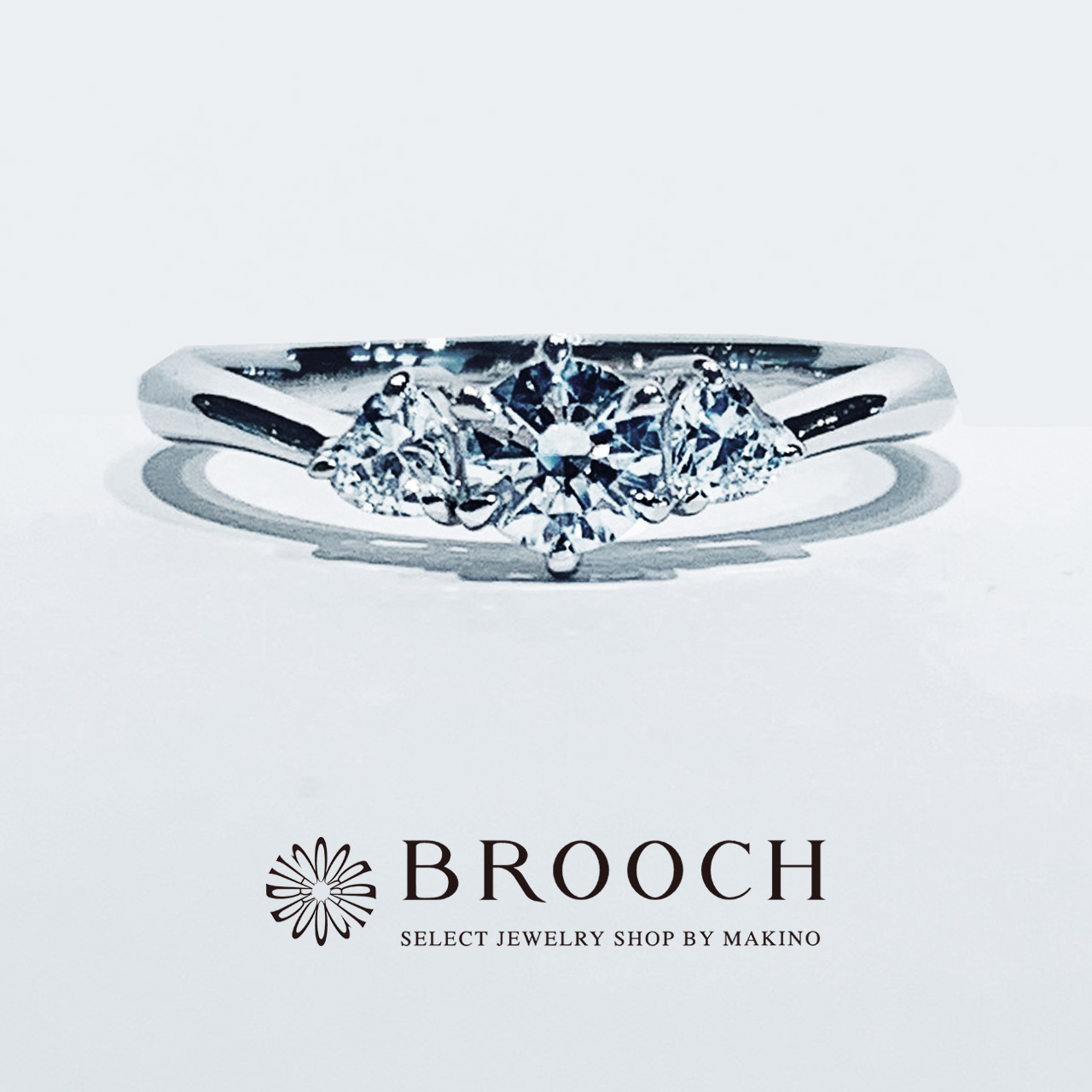 BROOCH　婚約指輪　エンゲージリング　かわいい　両サイドハートメレダイヤ