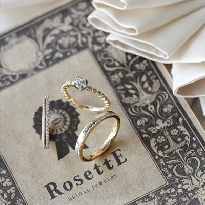 アンティーク調のRosetteの結婚指輪ならBROOCH