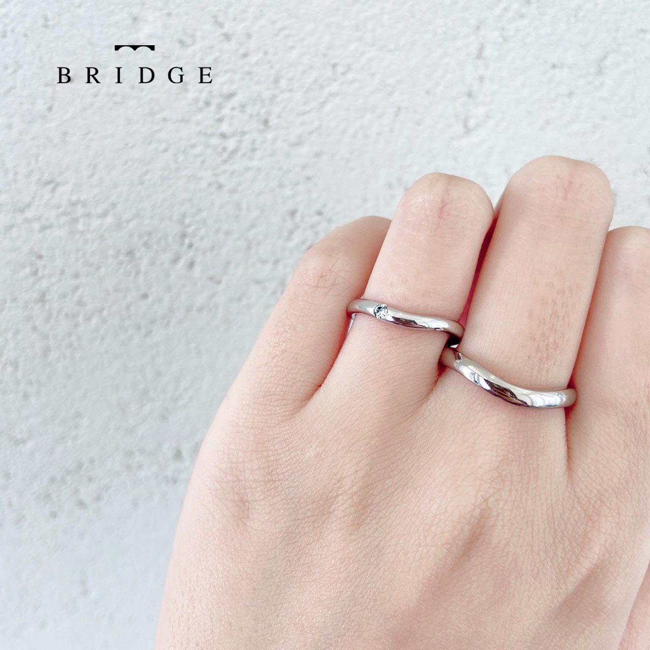BRIDGEつむぎは5月の朝露がモチーフのダイヤ付き結婚指輪