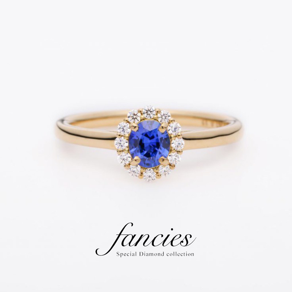 神秘的なブルーが魅力のサファイヤの婚約指輪（エンゲージリング）が欲しい方はBROOCH（ブローチ）へ