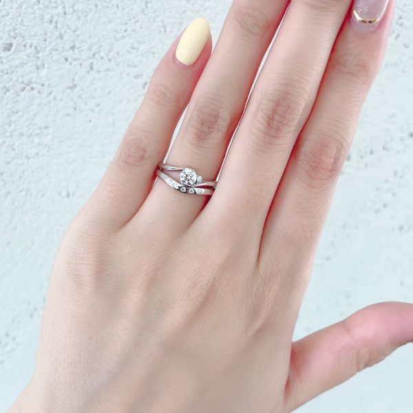 新潟で結婚指輪を探すならブローチ