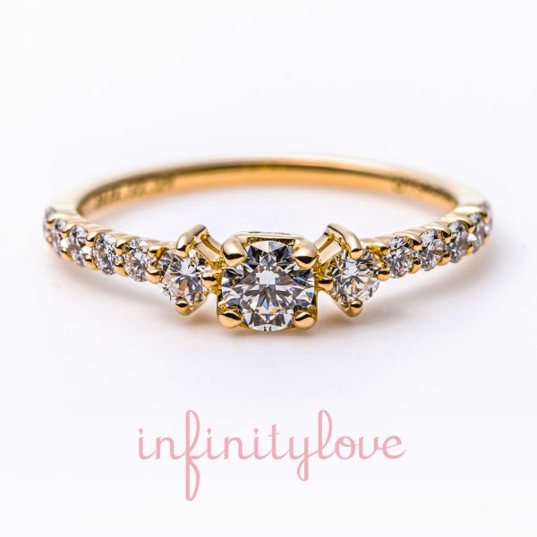 可愛くて他と被らないデザインの婚約指輪ならinfinity loveのpicture