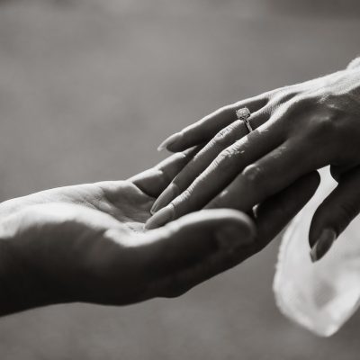 新潟で人気の結婚指輪と婚約指輪 BROOCH 俄(にわか) | オシャレジュエリーNIWAKAが贈る春の桜、ダイヤモンドエンゲージリング