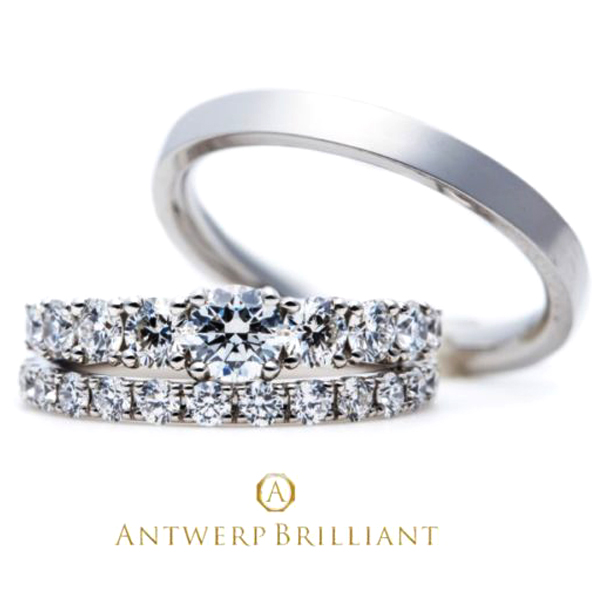 “Extreme” Side large Melee Diamond Ring