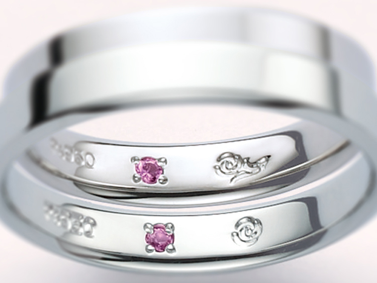 星野源さんと新垣結衣さんがドラマで着けた薔薇をモチーフにした結婚指輪