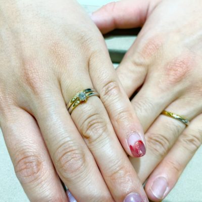 2色コンビデザインがかわいい結婚指輪はBROOCHで