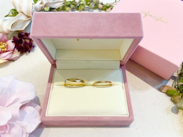 シンプルでオシャレな結婚指輪はinfinitylove