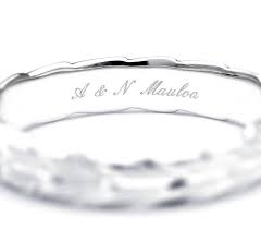 ハワイで挙式ハワイアンジュエリーの結婚指輪婚約指輪はMAKANA