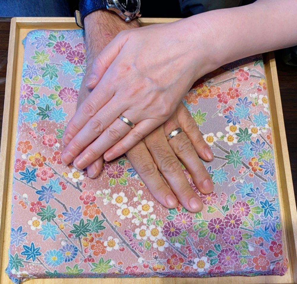 杢目金屋 雪銀花