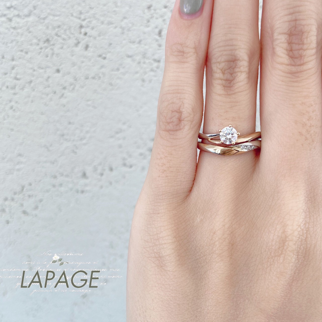 ポイントのピンクゴールドがかわいい「LAPAGE」”ナンフェア”