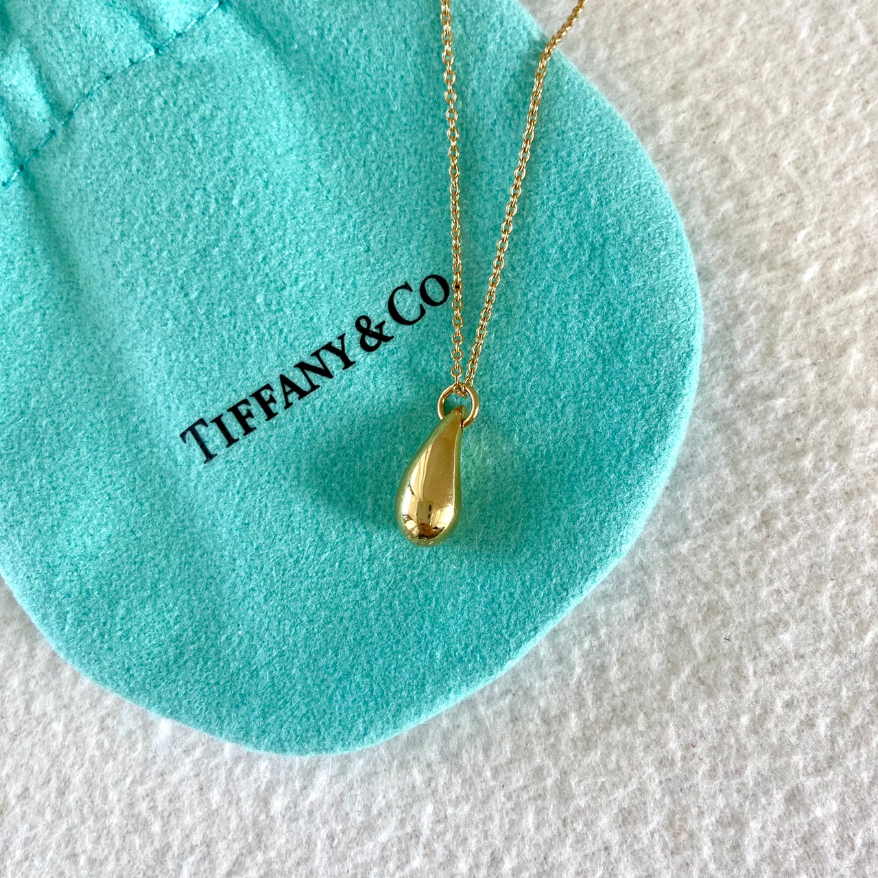 Tiffany＆Co.（ティファニー）ティアドロップペンダント　K18ゴールド　