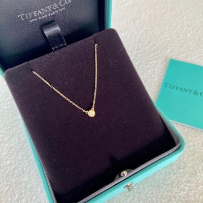 ティファニーのシンプルなネックレス